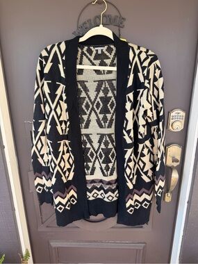 Charlotte Russe Black and Cream Aztec Open Cardigan with Taupe Accents